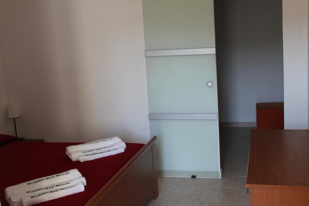 Appartement Blumen Bad Beach à Métaponte Chambre photo